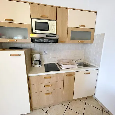 Apartment Kira
